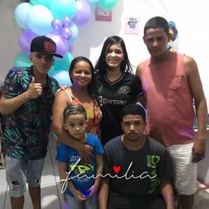 Meet your Posher, Raquel